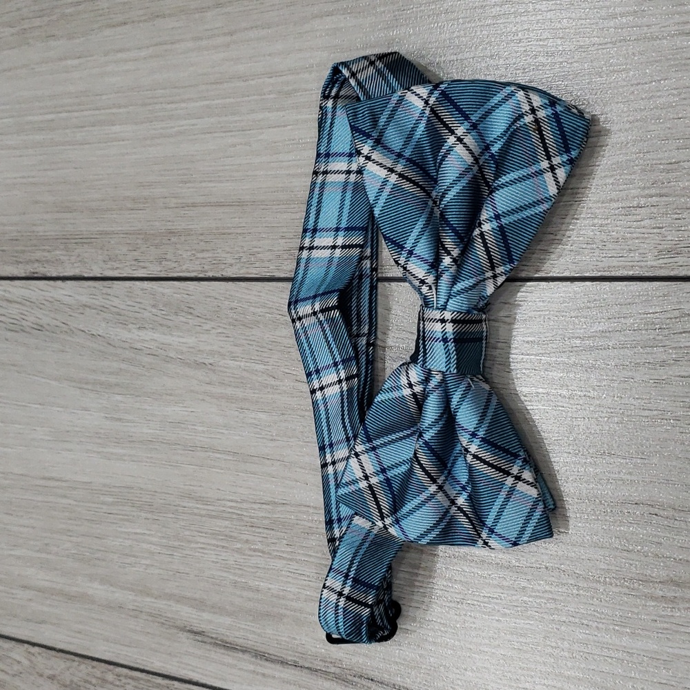 3/$45 Men's bow tie